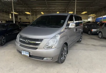 Hyundai H-1 2.5D Deluxe Maesto ปี 2010 สีเทา