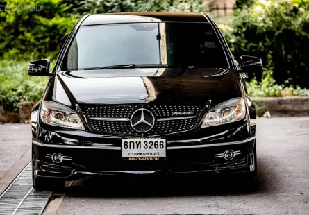 2011 Mercedes-Benz C200 CGI 1.8 รถเก๋ง 4 ประตู 