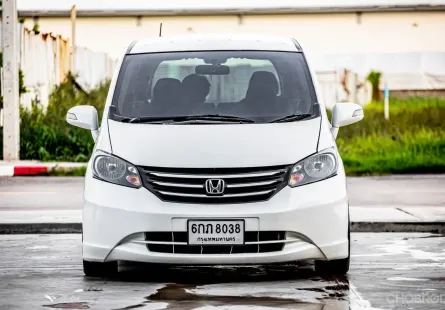 2012 Honda Freed 1.5 SE รถเก๋ง 5 ประตู 