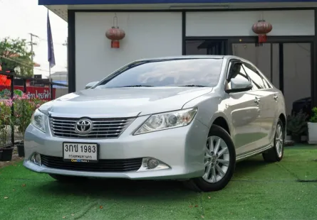 2014 Toyota CAMRY 2.0 รถเก๋ง 4 ประตู รถสวย