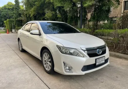 2012 Toyota CAMRY 2.5 Hybrid รถเก๋ง 4 ประตู ไมล์แท้ รถบ้านประวัติดี พร้อมใช้งาน 