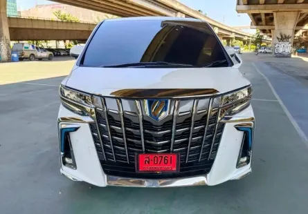 2022 Toyota ALPHARD 2.5 รถตู้/MPV รถบ้านมือเดียว ไมล์น้อย มีวารันตีถึง 2027 