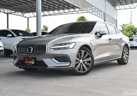 Volvo S60 2.0 Recharge T8 4WD 2021 รถบ้านมือเดียวเช็คประวัติจากศูนย์ได้ ยังมีวารันตีแบตเตอรี่ 8 ปี 