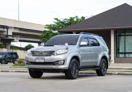 ขายรถ Toyota Fortuner 2.5 V ปี 2015