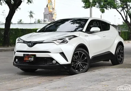 Toyota C-HR 1.8 HV Hi 2018 รถบ้านมือเดียวใช้งานน้อยไมล์เพียง 6 หมื่นกว่าโล แบตไฮบริดรับประกัน 10 ปี