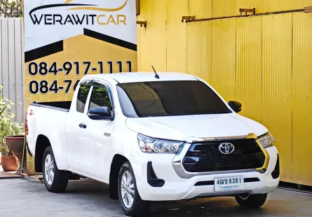 Toyota Hilux Revo 2.4 SMART CAB Z Edition Entry ปี 2022 เครื่อง ดีเซล เกียร์ ธรรมดา สภาพใหม่ป้ายแดง