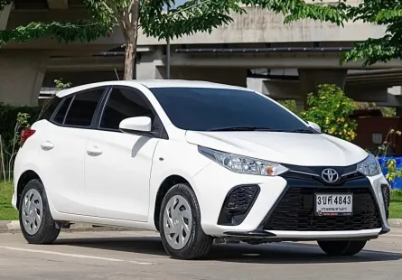 2022 Toyota Yaris Ativ 1.2 Entry รถเก๋ง 4 ประตู รถสภาพดี มีประกัน