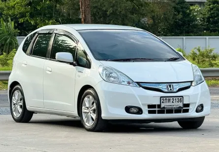 2013 Honda JAZZ 1.3 Hybrid รถเก๋ง 5 ประตู 