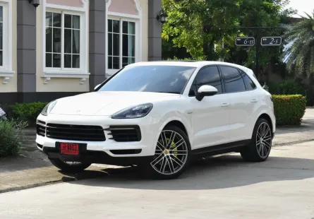 2024 Porsche CAYENNE 3.0 E-Hybrid SUV ออกรถง่าย ขายดาวน์ รถบ้านมือเดียว ไมล์น้อย 