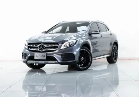 2A665 Mercedes-Benz GLA250 2.0 AMG Dynamic SUV 2019