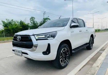 2022 Toyota Hilux Revo 2.8 รถกระบะ 