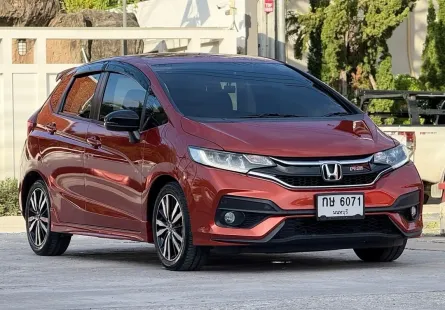 2019 Honda JAZZ 1.5 i-VTEC RS รถเก๋ง 5 ประตู 