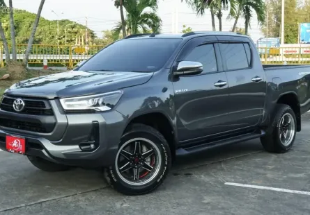 NEW TOYOTA HILUX REVO  2.4 PRERUNNER MID สี่ประตูโฉมหมูป่า ปี2020(แท้) เกียร์ ธรรมดา