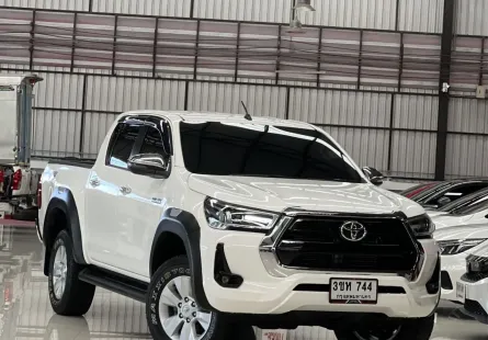 2022 Toyota Hilux Revo 2.4 Prerunner Mid AT