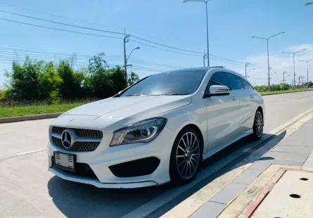 2015 Mercedes-Benz CLA250 AMG 2.0 Shooting Brake Sport รถ Wagon