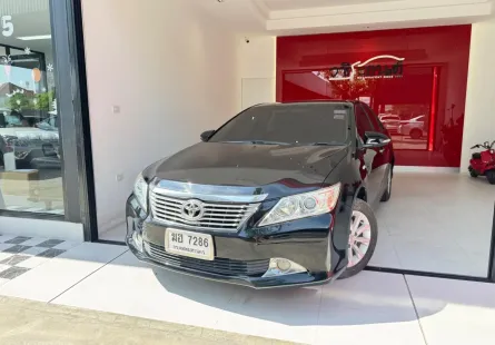 2012 Toyota CAMRY 2.0 รถเก๋ง 4 ประตู 