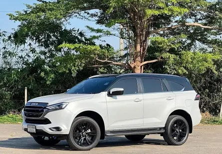 2023 Isuzu MU-X 3.0 SUV รถบ้านมือเดียว ไมล์น้อยในตลาด เจ้าของขายเอง 