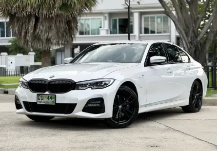 2021 BMW 3 Series 2.0 330e รถเก๋ง 4 ประตู 