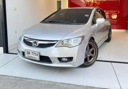 2010 Honda CIVIC 1.8 i-VTEC รถเก๋ง 4 ประตู 