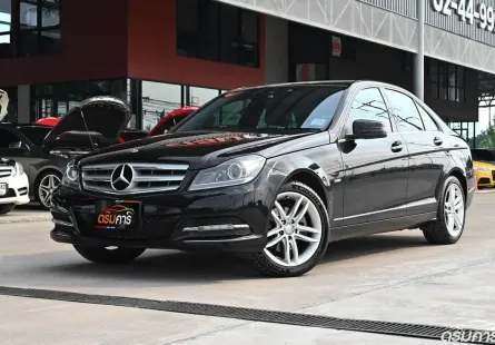 Benz C200 1.8 W204 Avantgarde 2013 รถบ้านมือเดียวใช้งานน้อย ไมล์เพียง 7 หมื่นกว่าโล ฟรีดาวน์ได้