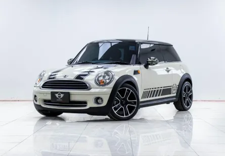 5B227 MINI COOPER 1.4 RHD R56 AT 2010