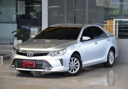 Toyota CAMRY 2.0 G ปี 2016 ไม่เคยติดแก๊สแน่นอน ใช้น้อยเข้าศูนย์ตลอด รถบ้านแท้ สวยเดิม ออกรถ0บาท