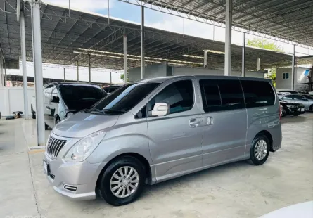 HYUNDAI H1 2.5 DELUXE ปี 2016 รถสวย สภาพพร้อมใช้ ไมล์น้อย TOP สุด พร้อมใช้ รับประกันตัวถังสวย