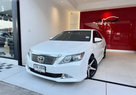 2013 Toyota CAMRY 2.0 รถเก๋ง 4 ประตู 