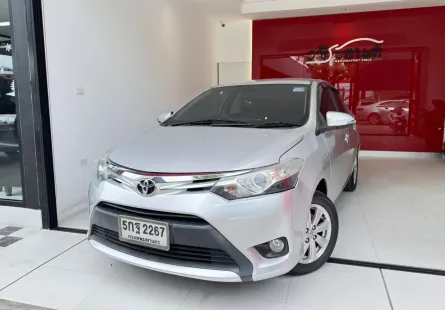 2016 Toyota VIOS 1.5 E รถเก๋ง 4 ประตู 