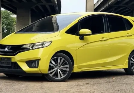 ขาย รถมือสอง 2014 Honda JAZZ 1.5 i-VTEC รถเก๋ง 5 ประตู 