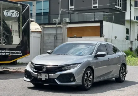 ขาย รถมือสอง 2017 Honda CIVIC 1.5 i-VTEC Turbo รถเก๋ง 4 ประตู 