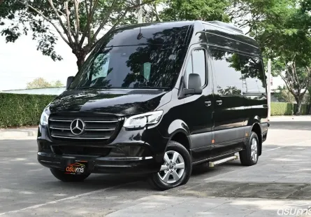 Benz Sprinter 3.0 419 CDI  2020 รถมือเดียวออกศูนย์แต่งภายในแบบวีไอพีจาก KIN พร้อมใช้งาน