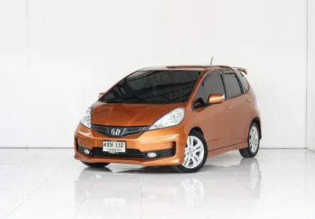 Honda Jazz 1.5 SV i-VTEC TOP Hatchback ปี 2011 ออโต้ ฟรีดาวน์