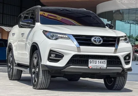 2019 Toyota Fortuner 2.8 TRD Sportivo SUV รถบ้านมือเดียว