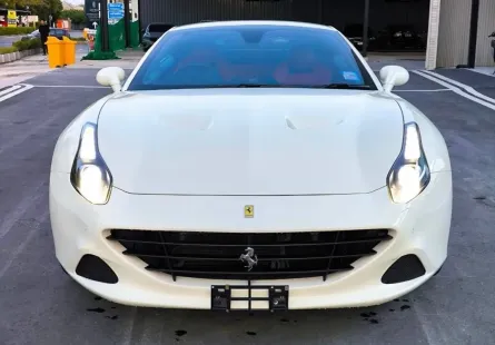 2015 Ferrari California T 3.9 รถเปิดประทุน 