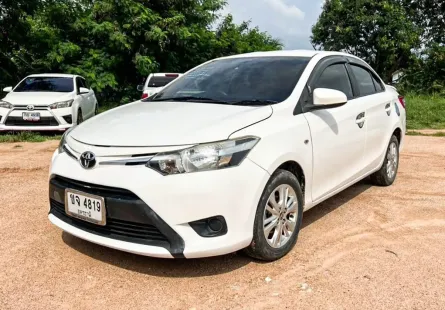 Toyota Vios 1.5 E เกียร์ออโต้ ปี 2013 ผ่อนเริ่มต้น 3,*** บาท