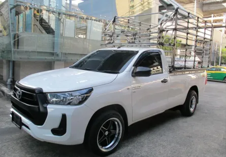 2024 Toyota Hilux Revo 2.8 ENTRY หัวเดียว  รถกระบะ ใส่คอก เพลาลอย เบาะนอน สวยสภาพใหม่ ฟรีดาวน์