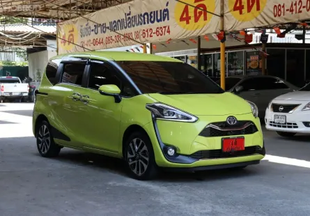 ขายรถ Toyota Sienta 1.5 V ปี2022  Wagon 