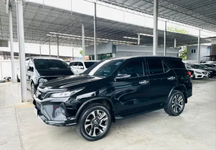 TOYOTA FORTUNER 2.4 LEGENDER ปี 2022 รถสวย สภาพพร้อมใช้ ไมล์น้อย 4 หมื่นโล TOP รับประกันตัวถังสวย