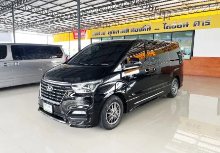 2019 Hyundai H-1 2.5 Deluxe รถตู้/VAN รถบ้านเจ้าของขายเอง ฟรีดาวน์ ออกรถ 0 บาท 