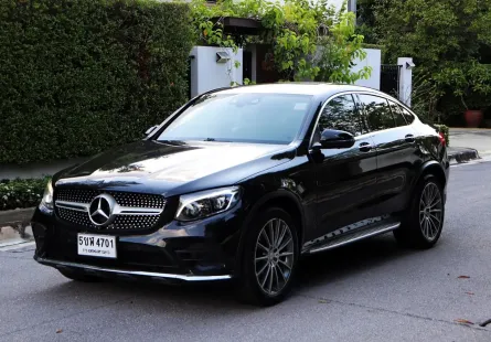 2018 Mercedes-Benz GLC250d AMG จัดเต็มเหลือเงินกลับบ้าน 200,000 ฟรีดาวน์ ออกรถวันนี้ผ่อนปีนี้