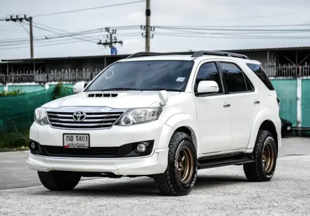 2012 Toyota Fortuner 3.0 V SUV ออกรถ 0 บาท