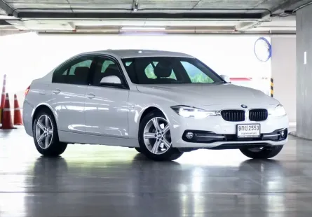 2016 BMW 3 Series 2.0 320d รถเก๋ง 4 ประตู รถสวย ไมล์แท้ มือเดียวป้ายแดง 