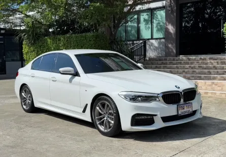 2020 BMW 520D MSPORT รถมือเดียวออกป้ายแดง รถวิ่งน้อย วารันตีถึงปลายปี 2025 รถไม่เคยมีอุบัติเหตุครับ