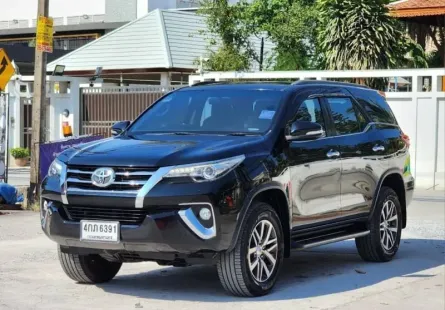 ขายรถ TOYOTA FORTUNER 2.4 V 2WD ปี 2015