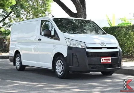 Toyota Hiace 2.8 ECO 2019 รถตู้เตี้ยบรรทุกใช้งานน้อยไมล์เพียง 3 หมื่นกว่าโล