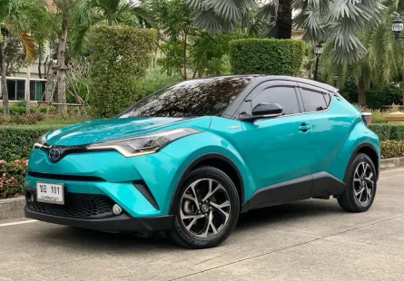 2019 Toyota C-HR 1.8 HV SUV ออกรถง่าย รถบ้านมือเดียว ไมล์น้อย เจ้าของขายเอง 