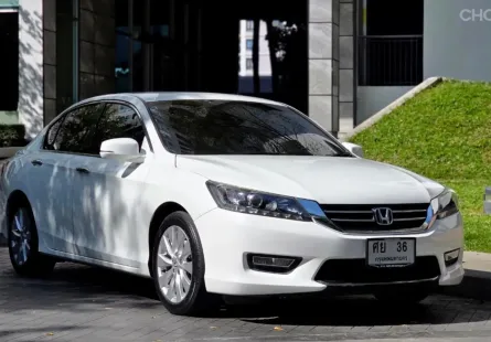 2013 Honda ACCORD 2.0 รถเก๋ง 4 ประตู รถสภาพดี มีประกัน ไมล์แท้ มือเดียวป้ายแดง 