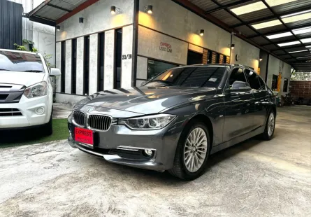 2013 BMW 320d 2.0 Luxury รถบ้านมือเดียว สภาพสวย