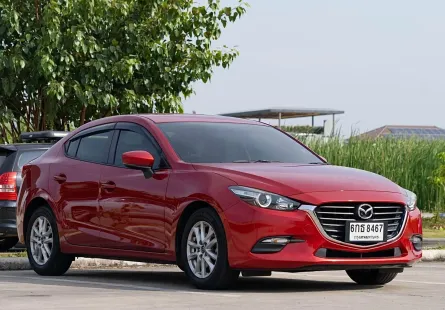 2017 Mazda 3 2.0 (4Door) รถเก๋ง 4 ประตู ออกรถฟรี